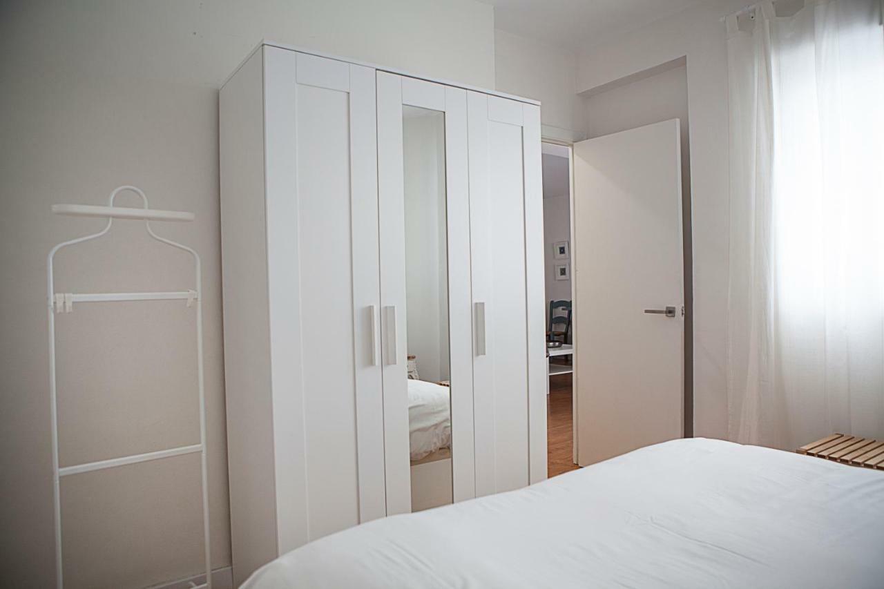 Apartamento Mendoza Sevilla Exteriör bild
