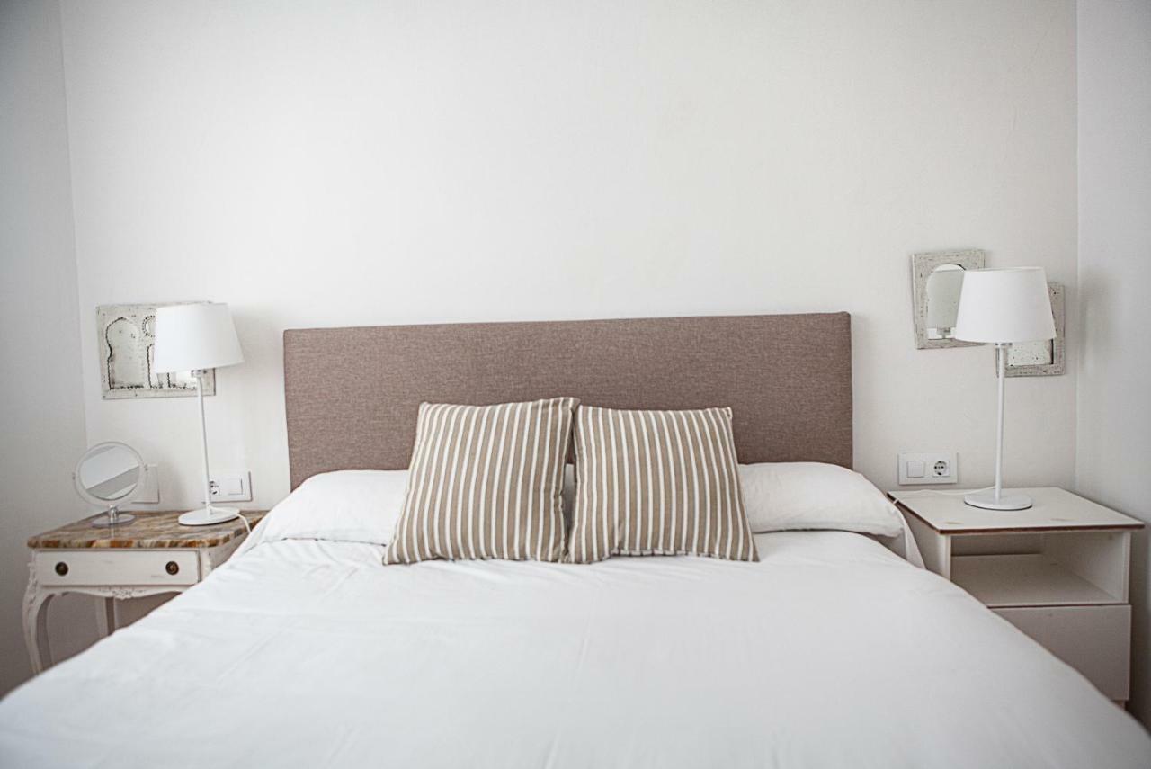 Apartamento Mendoza Sevilla Exteriör bild