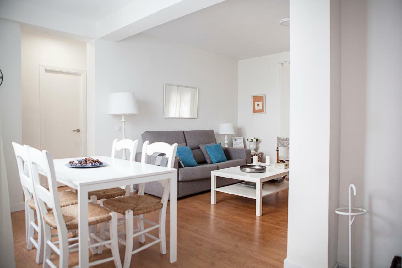 Apartamento Mendoza Sevilla Exteriör bild